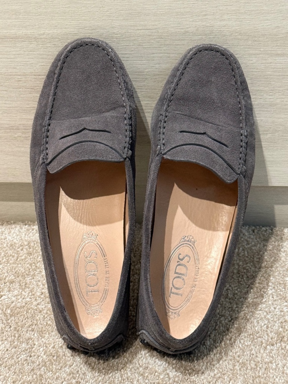 Tod's Women's City Gommino Drivers in grey suede